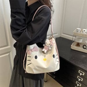 Hello kitty shoulder bag