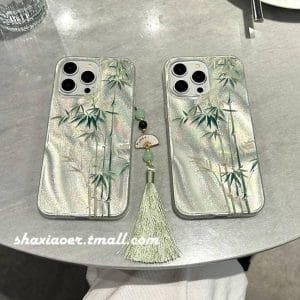 Green leaf 🌿 phone case