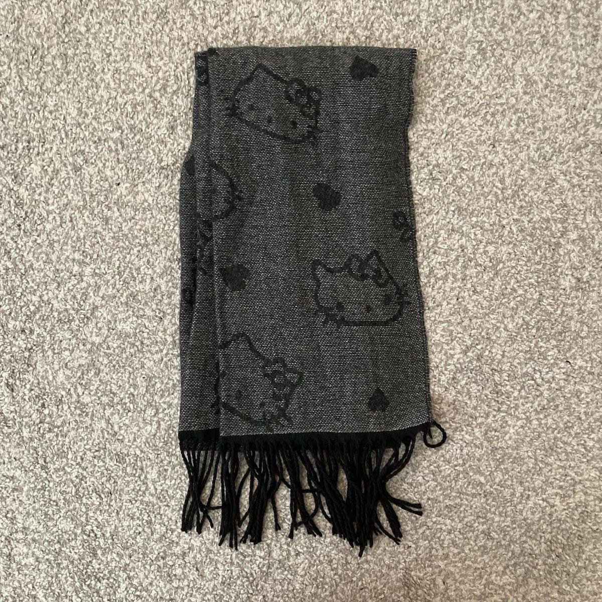 Hello kitty winter scarf 1 Hello kitty winter scarf