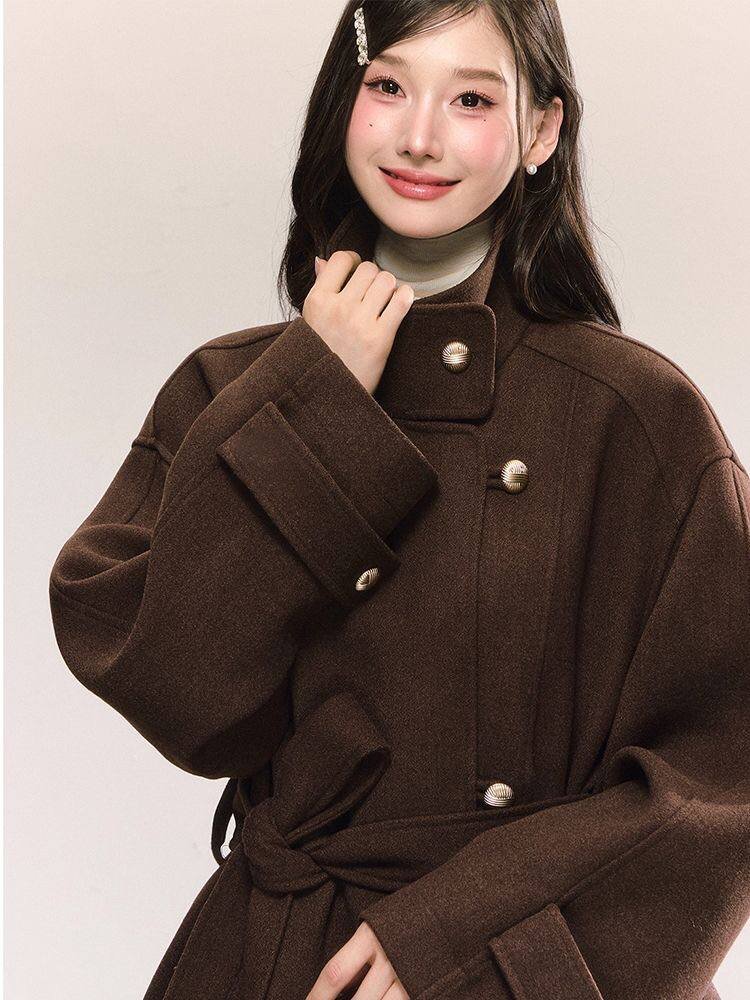 French Vintage Stand Collar Woolen Coat for Women Elegant Brown Belted Short Overcoat with Gold Buttons 4 Women's French Vintage Belted Wool Coat – Brown High-End Stand Collar Short Winter Jacket Product Desc